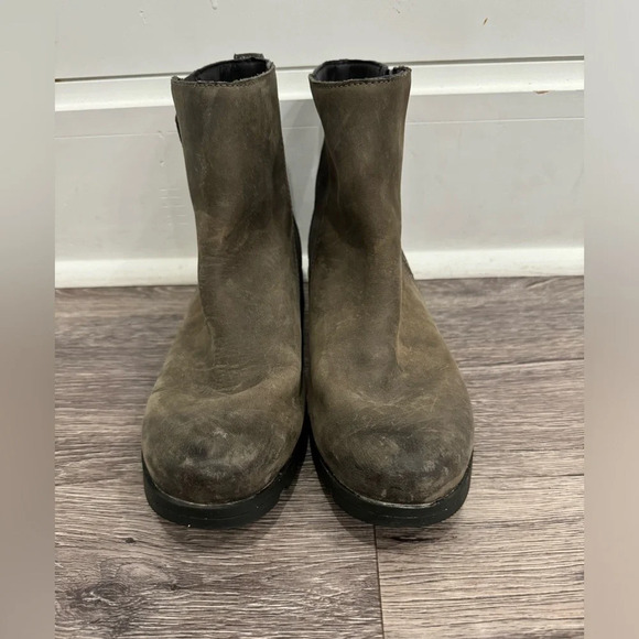 Sorel Shoes - Womens Sorel Emelie Zip Bootie